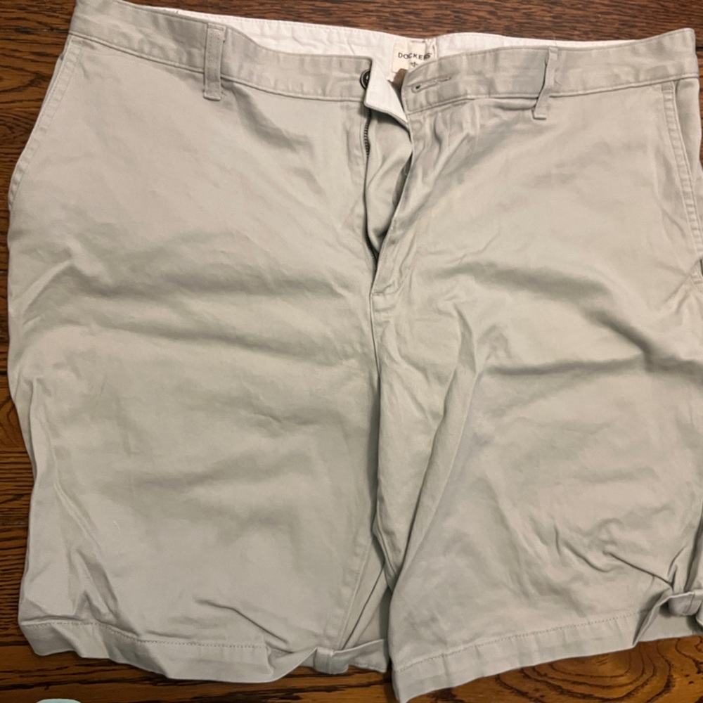 Men’s Dockers Khaki Casual Shorts W38 - Great Conditon